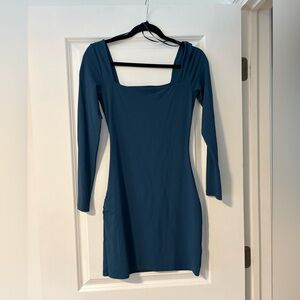 Aritzia Contour Dress